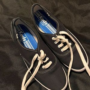 Keds lace-up sneaker canvas shoes